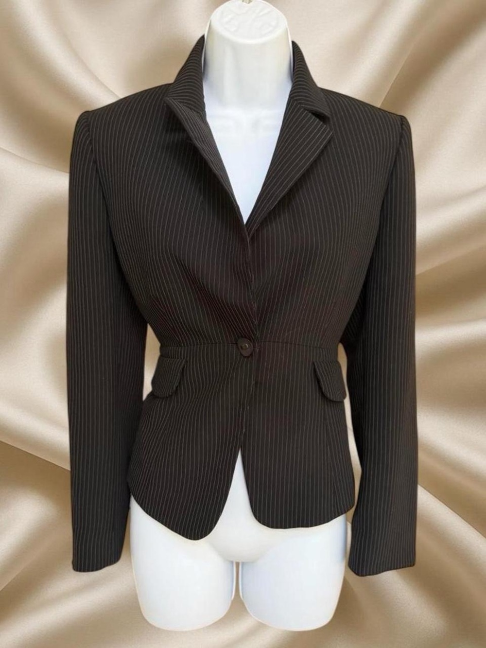 Women’s Pinstripe Single-Button Blazer Jacket